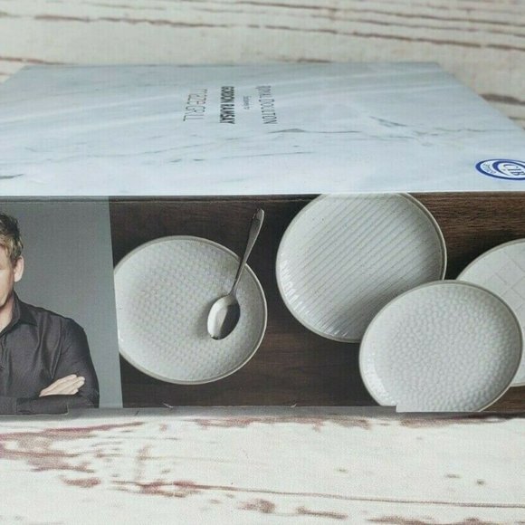 New Gordon Ramsay Maze Grill Set of 4 Plates 6" Mixed Similar Patterns - Picture 8 of 12